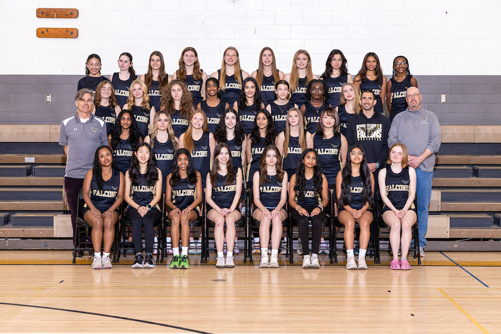 girls outdoor track team picture